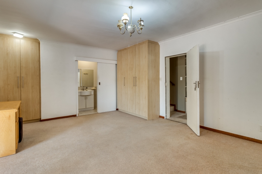 3 Bedroom Property for Sale in Die Wingerd Western Cape